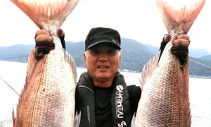 釣行レポートに「紅葉マダイ爆釣！」を掲載しました。