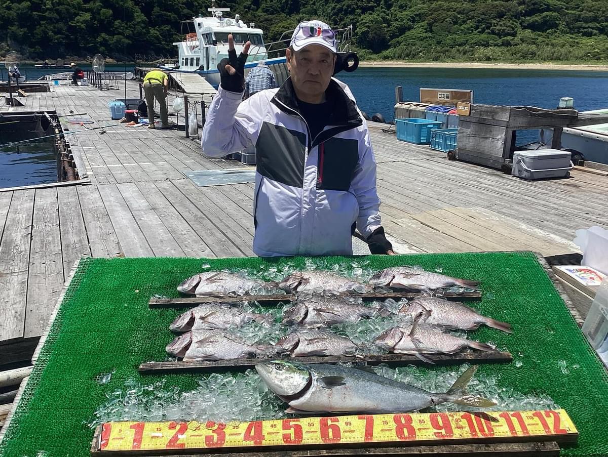 釣行レポートに「海上釣り堀」を掲載しました。