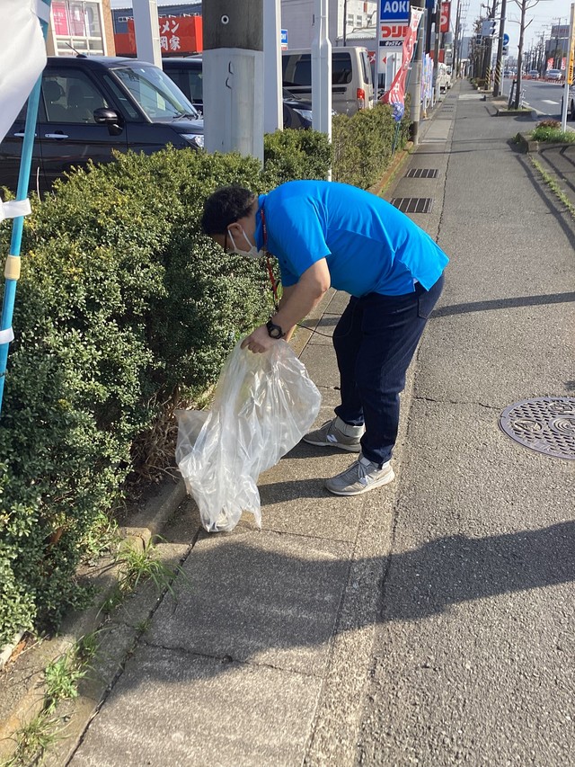 湘南平塚店近隣の清掃を行いました!! 湘南平塚店近隣の清掃を行いました!!